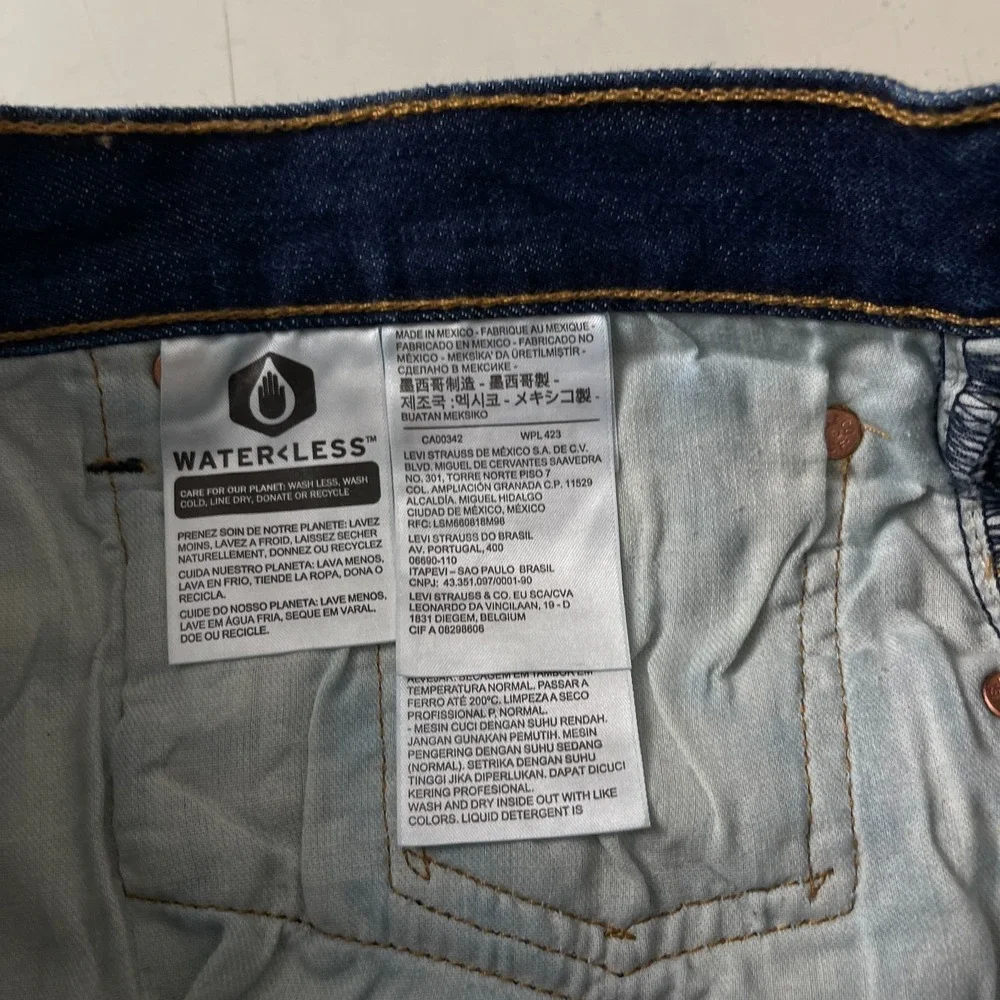 Levis 501 Jeans Mens 38x32 Blue Original Straight Button Fly Dark Wash Denim